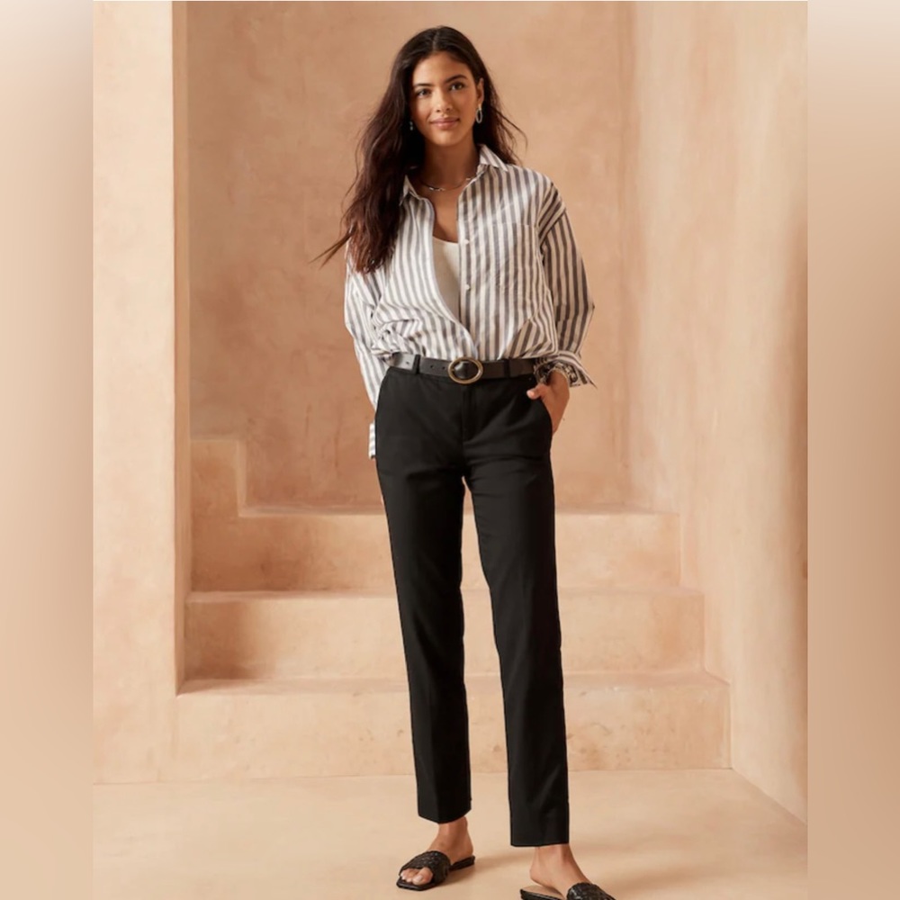 Banana Republic Women’s Straight Pant (Style-Ryan) Size: 8